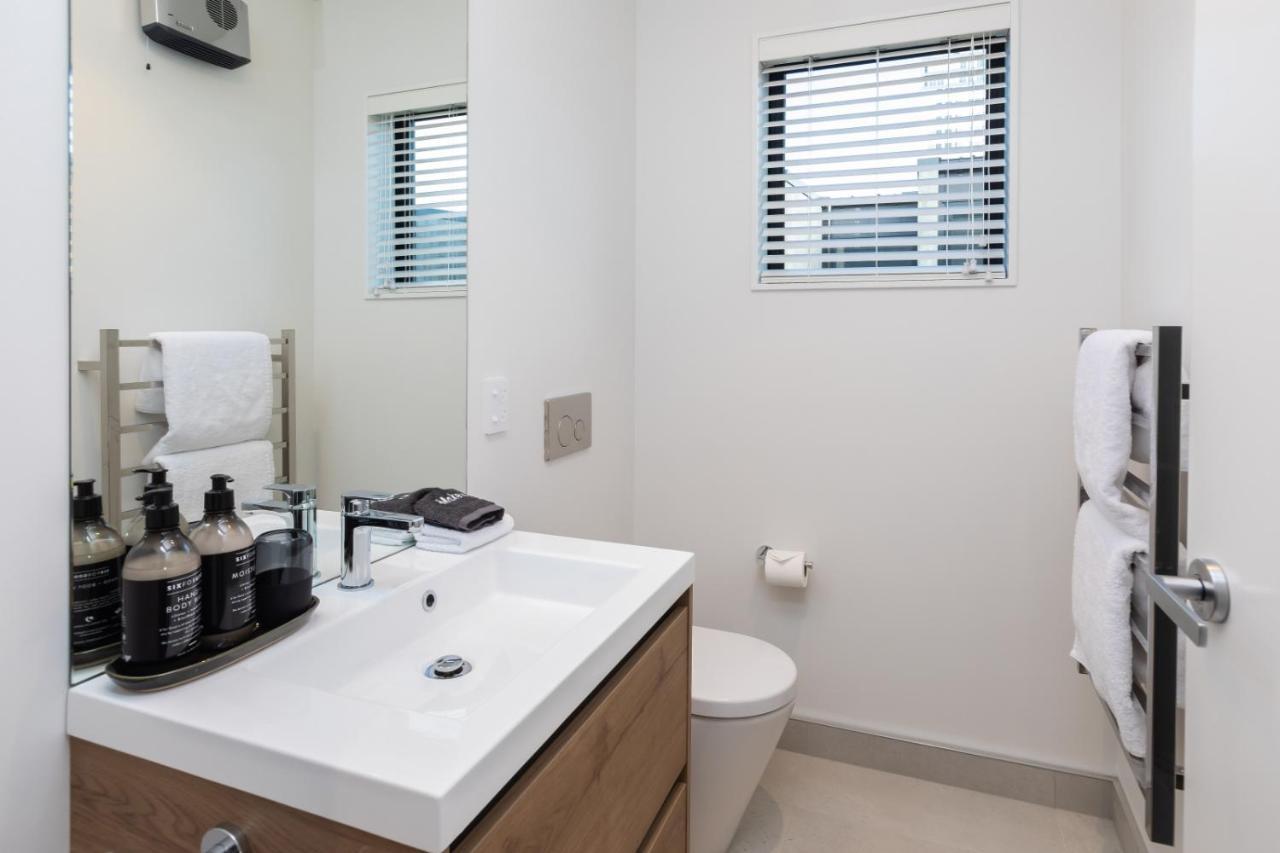 Urban Retreat Luxury City Stay كريستتشيرش المظهر الخارجي الصورة